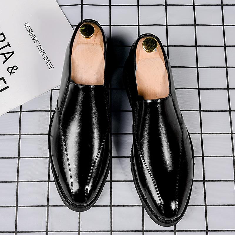 Mode Britischer Stil Leder Herren Slipper Bequeme Slip-on Flats Fahrschuhe Freizeit Schuhe Weiche Sohle Laufschuhe Mokassins Fahrschuhe