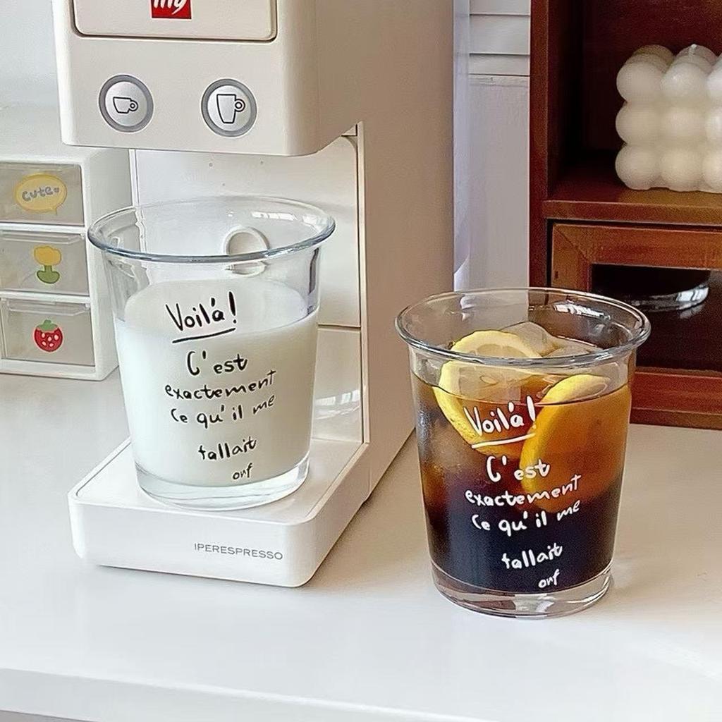 Tazza alla Moda in Vetro Trasparente per Ragazze - Ideale per Bevande Fredde, Tè al Latte o come Elegante Regalo.