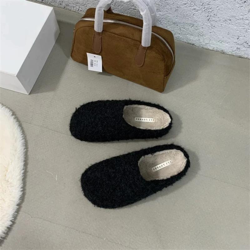 Women's Furry Slippers for Cozy Indoor Wear Plush Soft Home Floor Warm Simple Comfortable Furry Baotou Fur Flip Flops Sliders