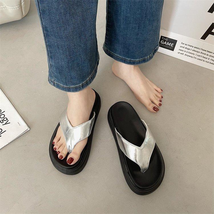 2025 New Women's Sandals Summer Casual Solid Color Flip-flops Platform Soles Holiday Pimps Beach Shoes
