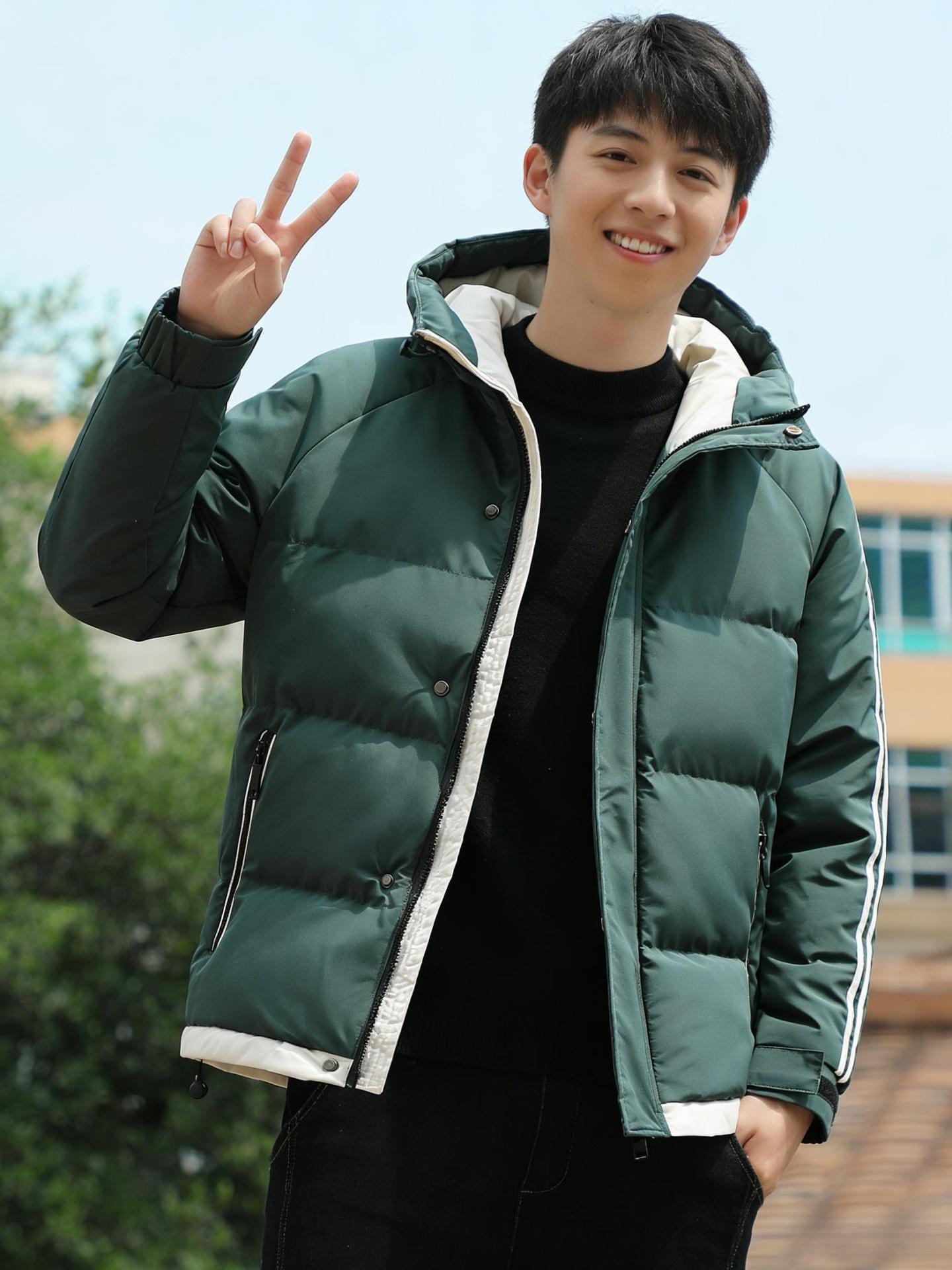 

Men s High-Quality Winter Hooded Cotton Jacket with Two Stripes - Casual Fashion Outerwear Bread Coat L зелений