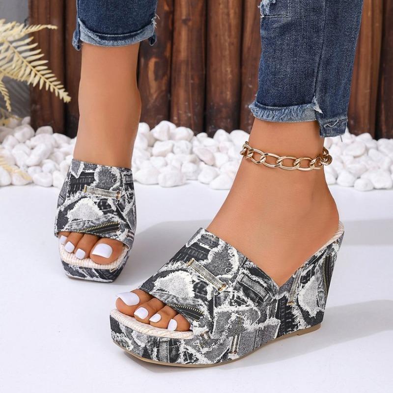 Women Wedges Slippers 2026 Summer Designer Shoes for Women High Quality Platform Sandals Fashion Casual Slippers Slides Women