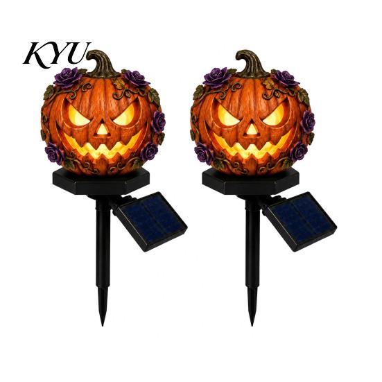 Warm Amber Light Solar Halloween Pumpkin Garden Stake Light, Waterproof Resin LED Decorative Lawn Lamps Lantern, Spooky Yard Lighting for Outdoor