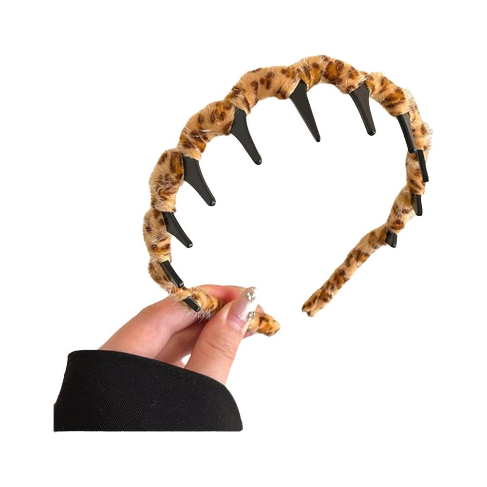 Leopard Pattern Hair Hoops U Shape Headwear Fashion Plush Teethed Hairband  for Women