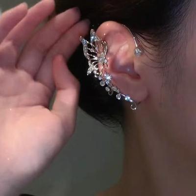 Funkelnde Zirkon-Ohrmanschette, beliebter schmetterlingsförmiger, klarer Kristallschmuck, Damengeschenke, Party-Ohrclip-Ohrring