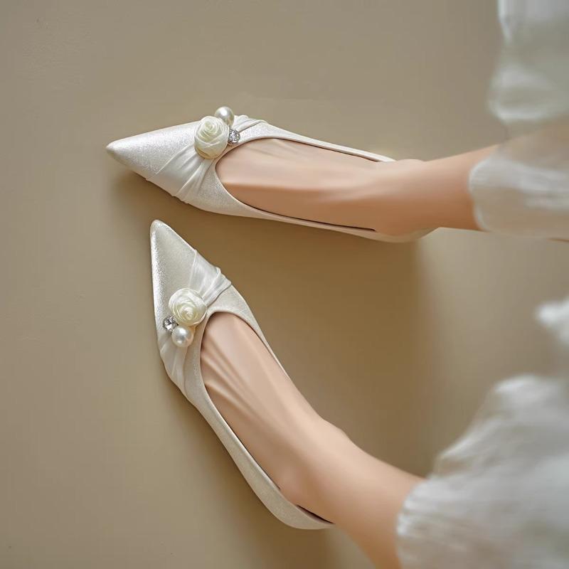 Fashion Silk Single Shoes Autumn New Pointed Toe Shallow Slip Rhinestone Flower Soft Sole Anti-slip Wear-resistant Low Top Shoes