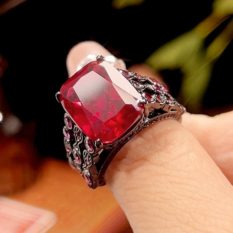 Jewelry Copper Bottom Gold-Plated Simulation Blue Spinel Black Gold Premium Ring Female 12 * 16