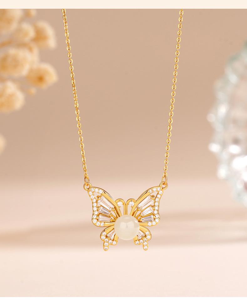 Butterfly Dance Necklace: S925 Sterling Silver, Light Luxury, Fashion Hetian Jade Butterfly on a Delicate Collarbone Chain for Women.