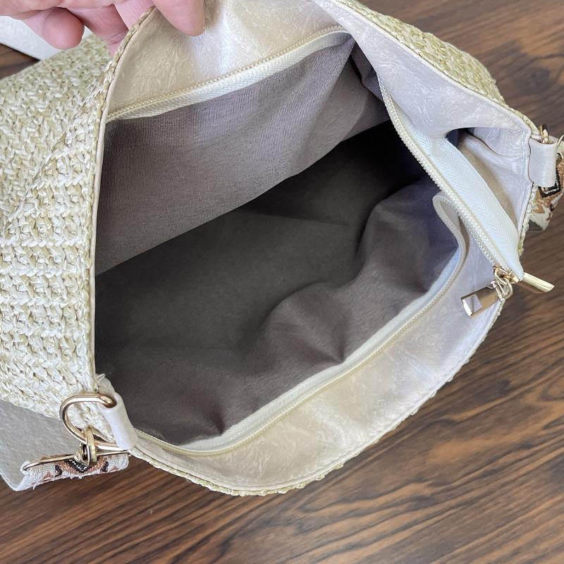New woven hand-woven straw bag New trendy fashion shoulder bag Large capacity leisure vacation bucket bag