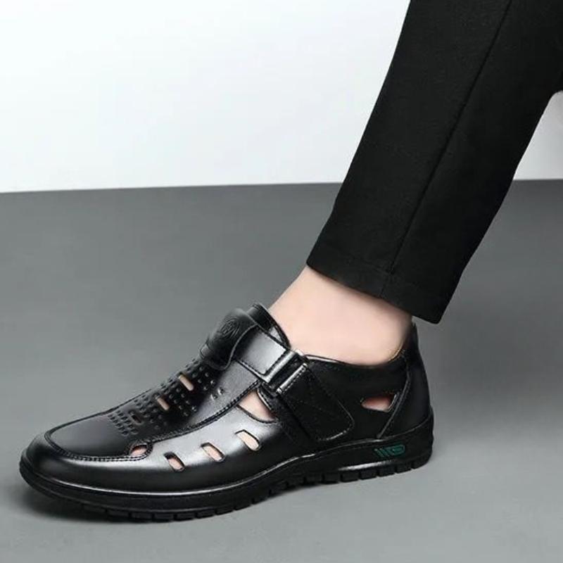 Fashion Men's Slip-on Sandals Breathable Formal Single Sandals Fashionable Casual Dad Shoes Soft-soled Comfortable Beach Shoes for Men