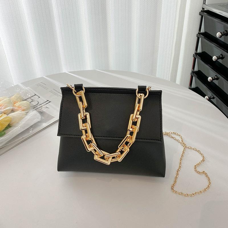 

Women s bag autumn new gold glue chain portable lychee pattern plain weave chain small square bag чорний