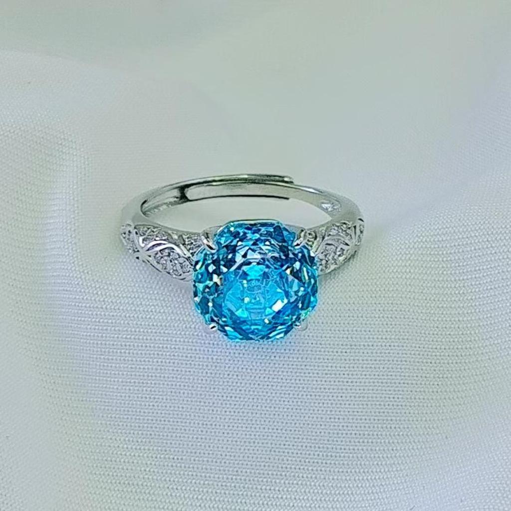 European Style Octagonal Rose Cut High Carbon Diamond & Emerald Women's Ring