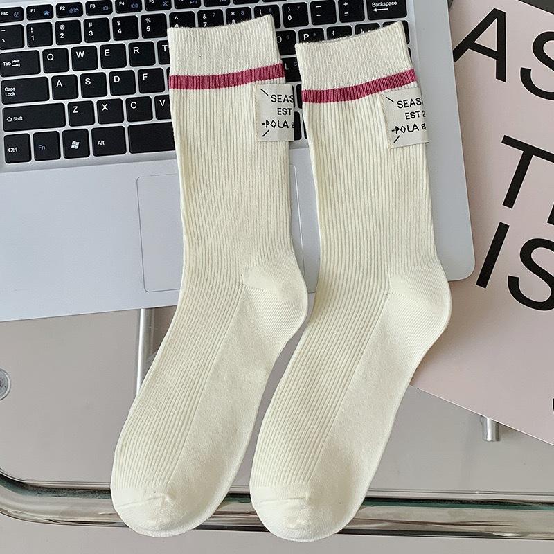 Multicolored Wool Mid-calf Socks for Women In Autumn and Winter, Thickened and Warm Striped Heels with Fabric Labels