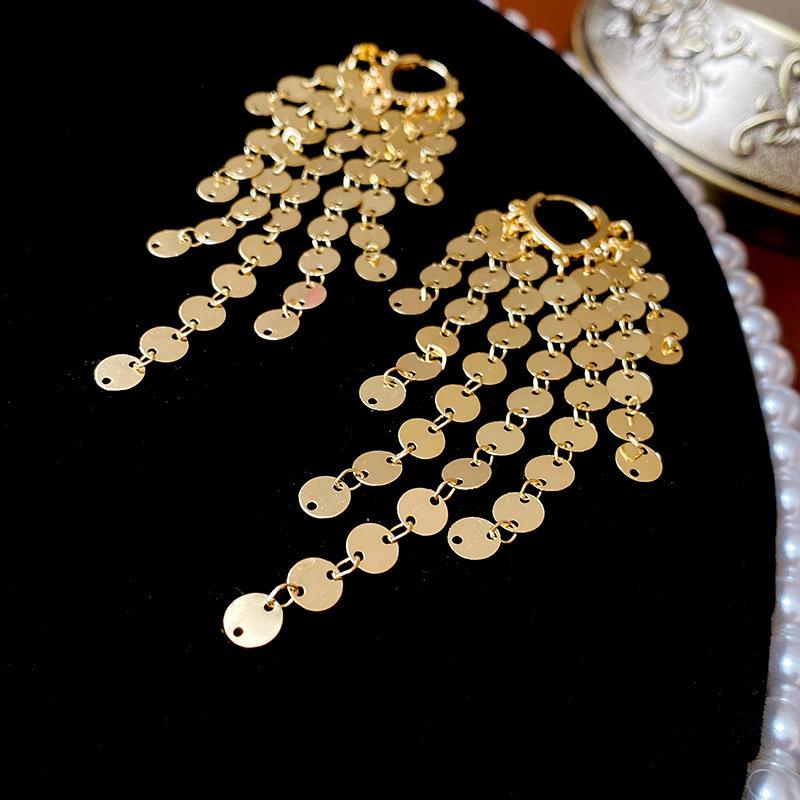 

Корейские шикарные серьги-подвески с пайетками и кисточками — универсальный и модный дизайн золотой