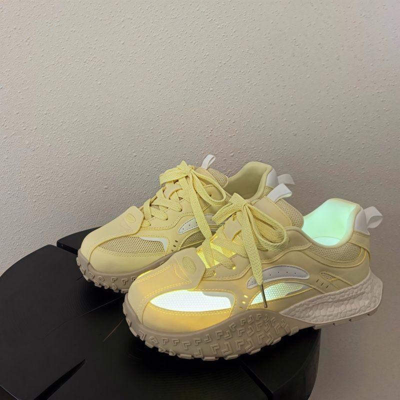 Summer mesh breathable sneakers women's 2025 new niche versatile height increase casual lightweight platform dad shoes