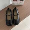 French Xiaoxiangfeng one-word buckle with Mary Jane shoes for women's 2025 spring new retro temperament soft-soled shallow-mouth single shoes