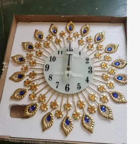 Rotundity Metal Wall Clock Home Living Room Dining Room Wall Mounted Decorate Golden Mute European Retro Style Wall Clock