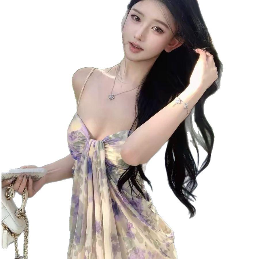 Fashion new suspender long skirt, beautiful fairy gas, holiday skirt, niche design sense, skirt women's clothing