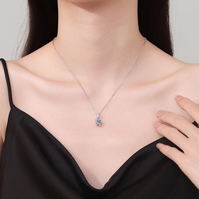 D Color Moissanite Pendant Necklace Star Crown Clavicle Chain Women