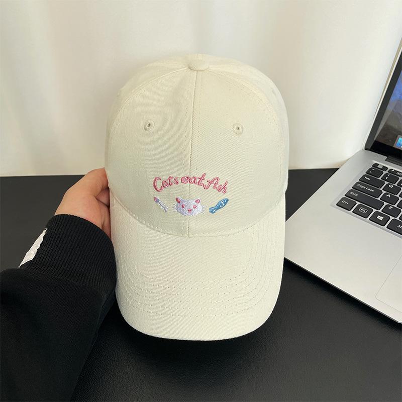 

Sweet and cute kitten embroidered baseball cap female summer face small versatile sun hat sports cap tide