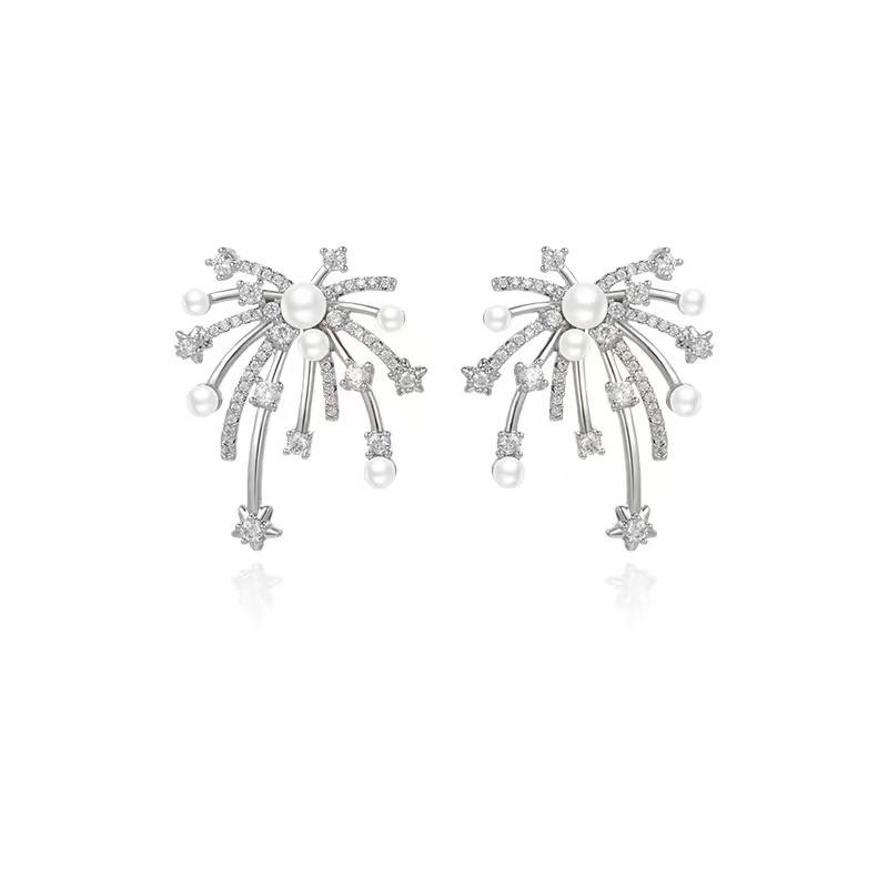 Zircon Flower Stamen Shaped Earrings for Women Gold Color Micro Inlaid Luxury Party Jewelry Exquisite Accessories New Design