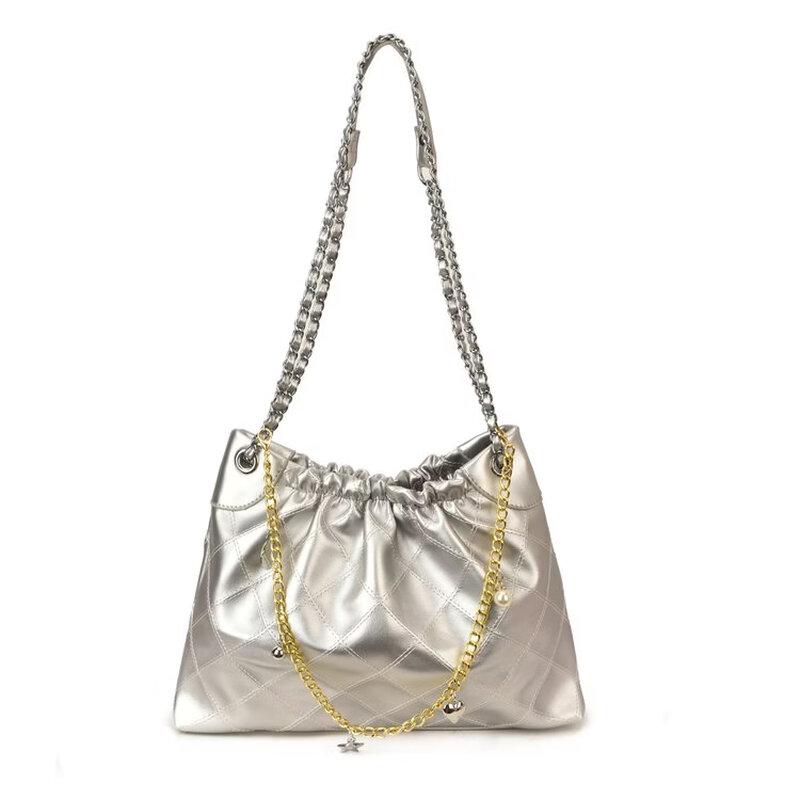 

Женская стеганая сумка-ведро на цепочке OGAR Medium