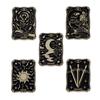Ölgemälde 3-5 Stück/Set Emaille-Pins Tarotkarten Nachthimmel Schwarze Katze Broschen Anstecknadel Punk Gothic Schmuck Geschenk für Freunde