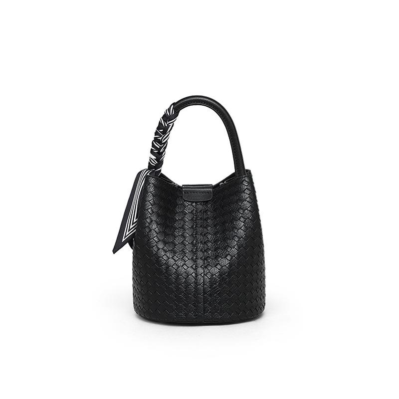 Bucket Bag for Women 2025 New Crossbody Small Bag Fashion Versatile High-end Woven Handbag Tote Bag