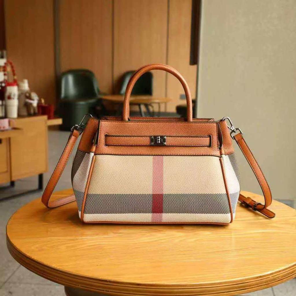 "2023 Women's Genuine Leather Plaid Shell Handbag - Versatile, Large Capacity, Shoulder & Messenger Bag"