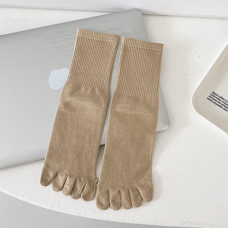 5 Pairs of Female Sweat Absorbing Sports High Waist Candy Color Cylinder Five Finger Socks