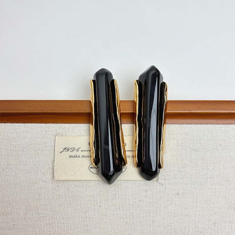 

Exaggerated Black Resin Water Droplet Earrings For Women Vintage Metal Large Geometric Personality Earrings Zircon Accessories чорний