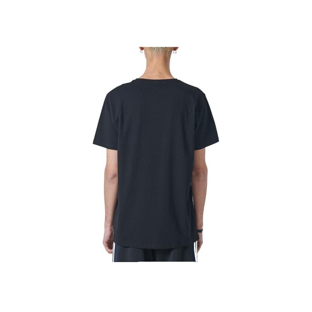 Adidas טי שירט ספורט נושמת לגברים עם הדפס לוגו רטרו, צווארון עגול ושרוולים קצרים, שחור זהב ADICTT-BG