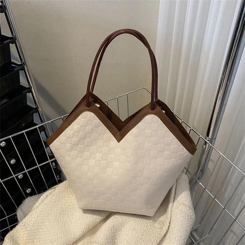 Elegant Texture Retro Handbag Color-blocking Large-capacity Tote Bag Women's Versatile One-shoulder Underarm Bag