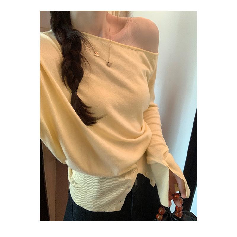 2026 Early Spring Women's Off-Shoulder Knit Sweater, Slim Fit Outerwear, Base Shirt, High-End Sweater