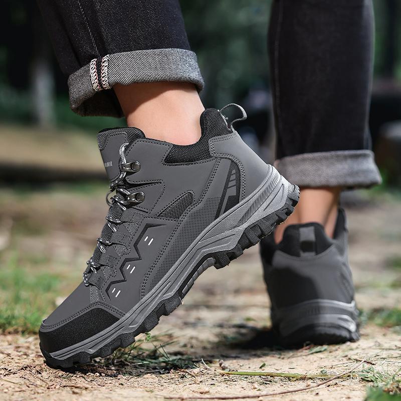 Couples Outdoor Casual Hiking Shoes Four Seasons Breathable Anti-slip Walking Shoes Fashion Men's Plus Size Sports Running Shoes