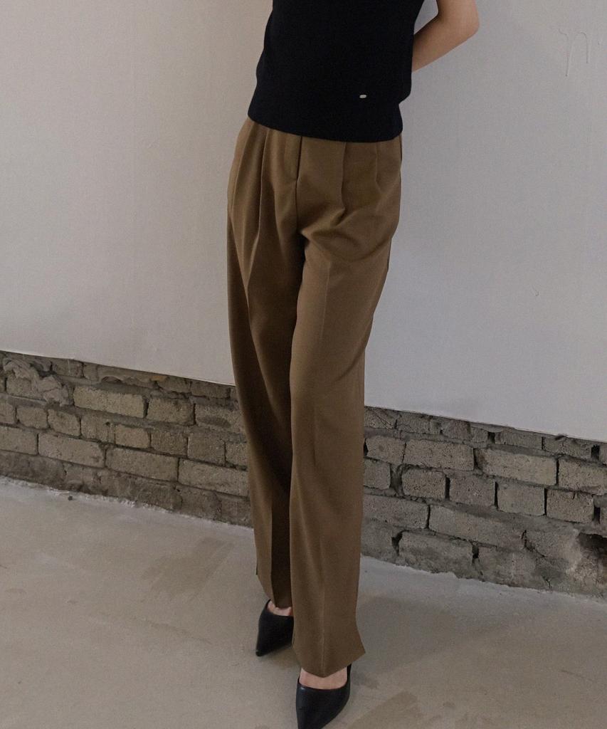 PREMIERE AMOUR Rich Blend Two-Tuck Wide Slacks - Camel
