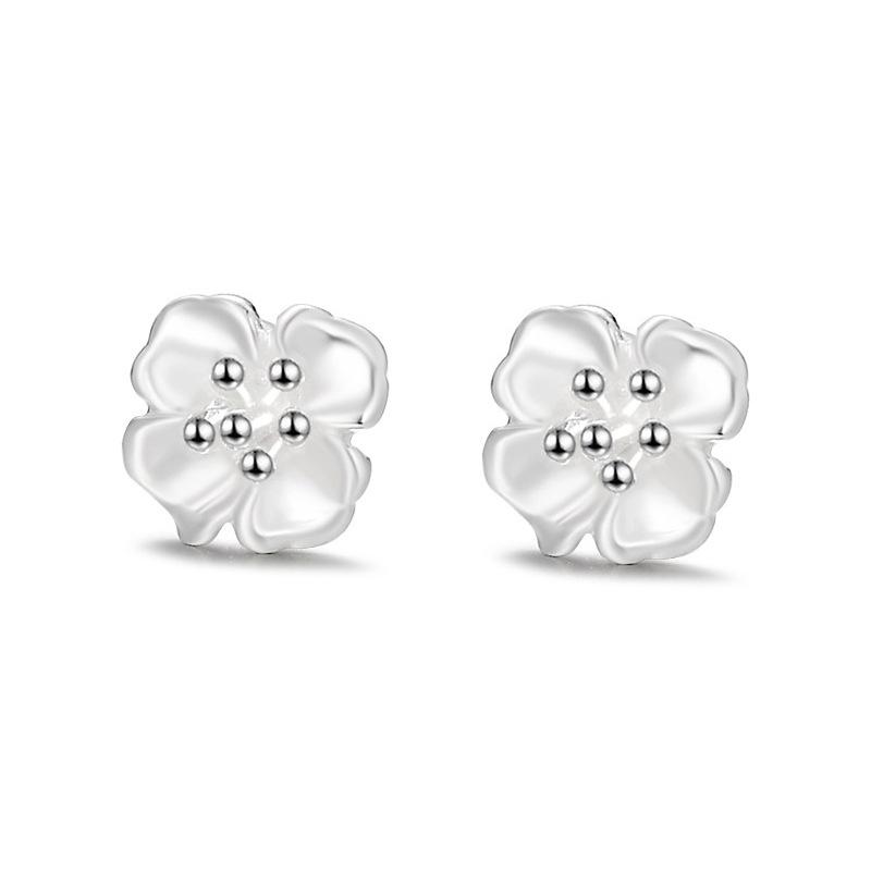 Earrings Summer Chic French Small Fragrance Petal Earrings Feminine Style Delicate Cherry Blossom Screw Earrings