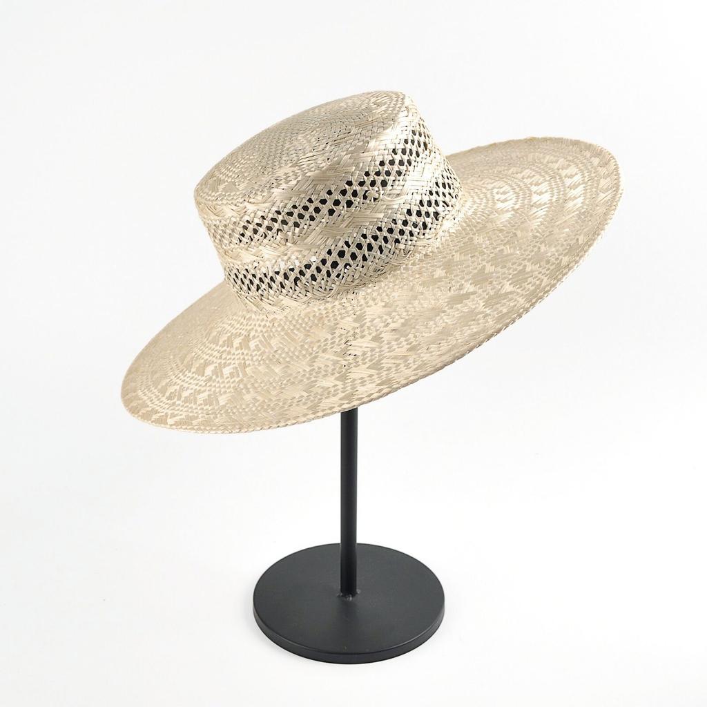 New Summer Sisal Hollow Flat Top Daily Versatile Hand-woven Beach Top Hat Photo Straw Hat Woman