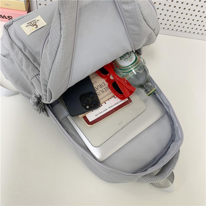 Schoolbag lightweight leisure travel schoolbag Japanese backpack high value female junior high school students 1011 new girls simple backpack