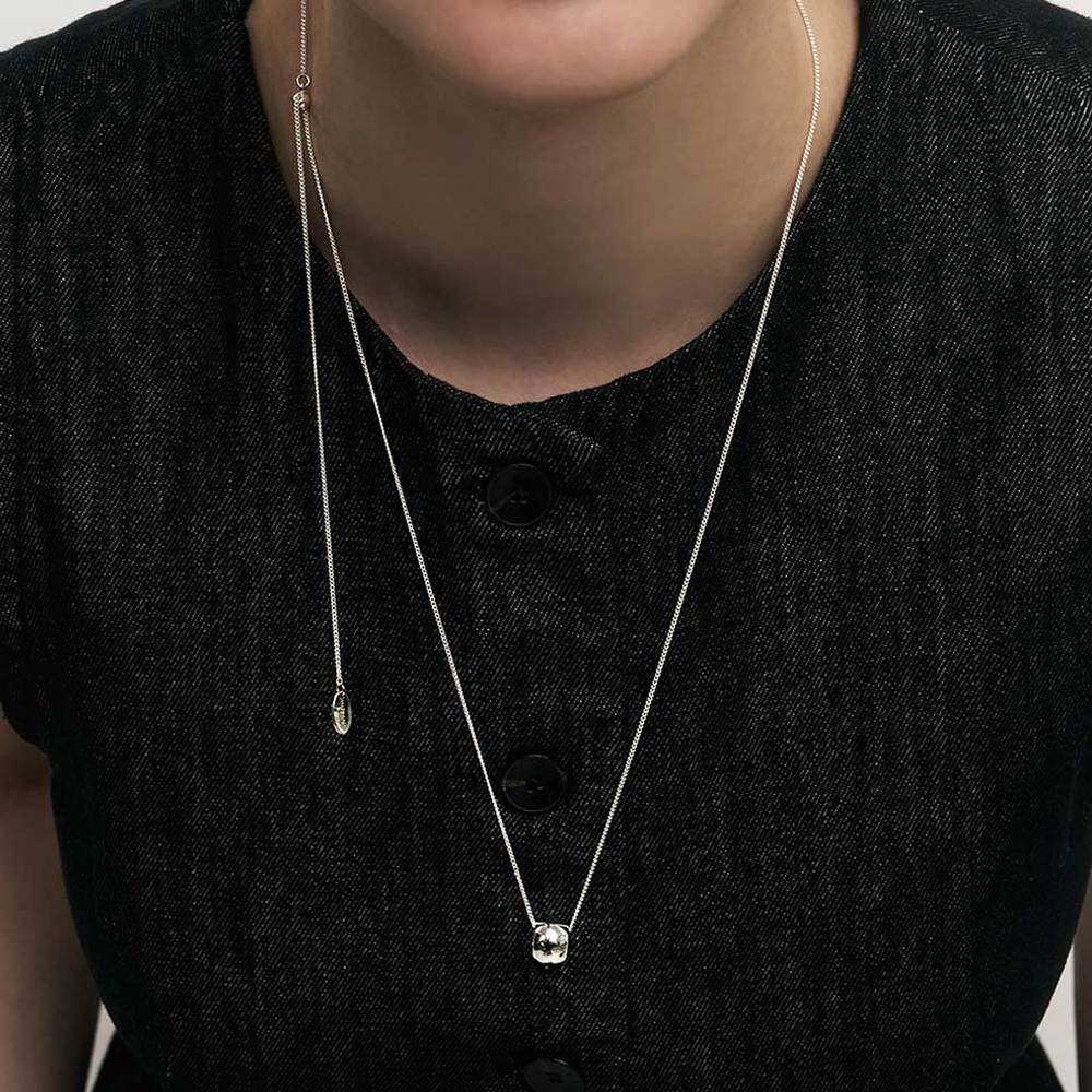 White Bold Ring Pendant Necklace