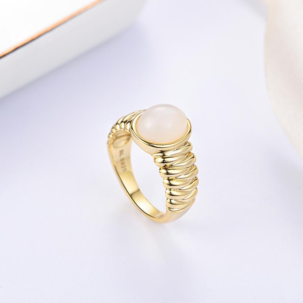Simple design 925 sterling silver women's rings 3.85ct nature oval 8*10mm white moonstone fine jewelry for Proposal wedding gift