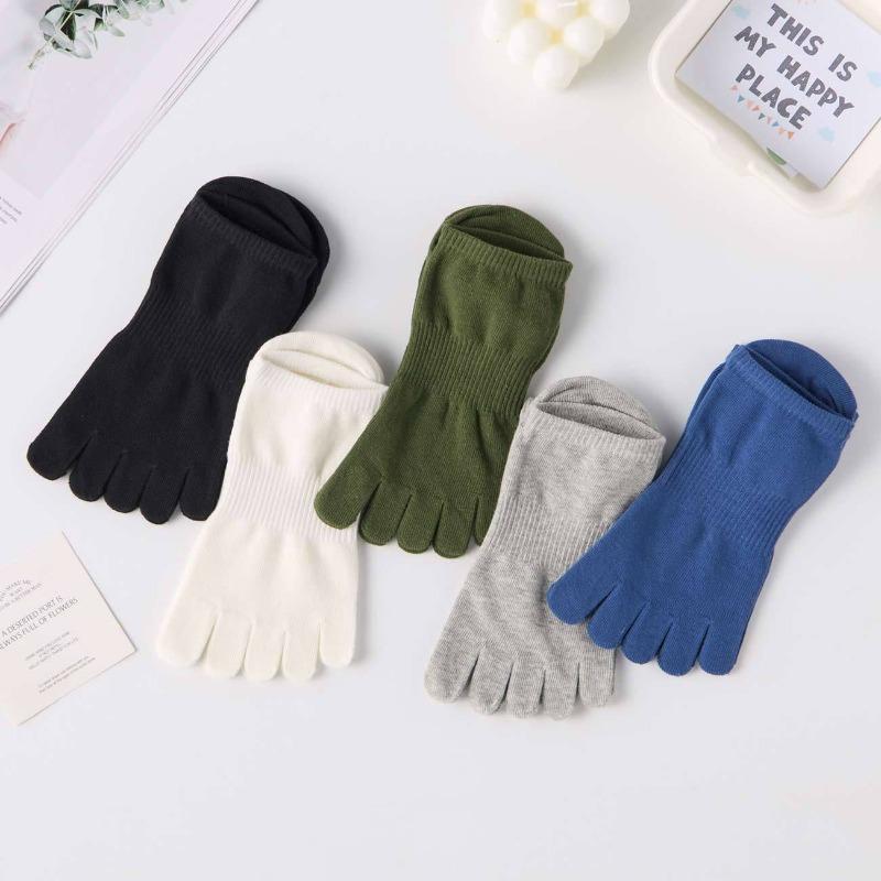 Five-finger Socks, Men's Short Breathable Socks, Spring and Summer Five-toe Socks, Cotton Socks with Separate Toes, Colored Cotton Socks