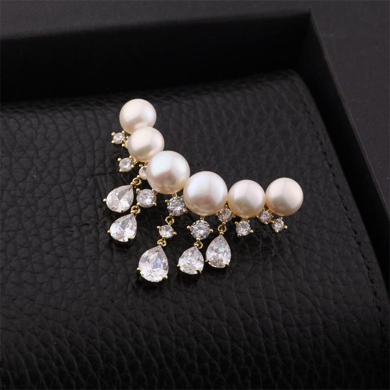 

Женская Мода Элегантная Жемчужная Кристальная Подвеска Значки Брошь Изысканная Дамская Сплав Высококлассная Классическая Костюм Офисная Булавка Ювелирные Изделия