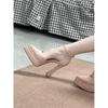 Neue französische wasserdichte Tisch-High Heels Weiblichkeit sexy Modellschuhe Laufsteg nude Nische Ein-Wort mit High Heels