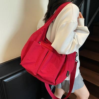 Dámské kabelky – Tašky přes rameno