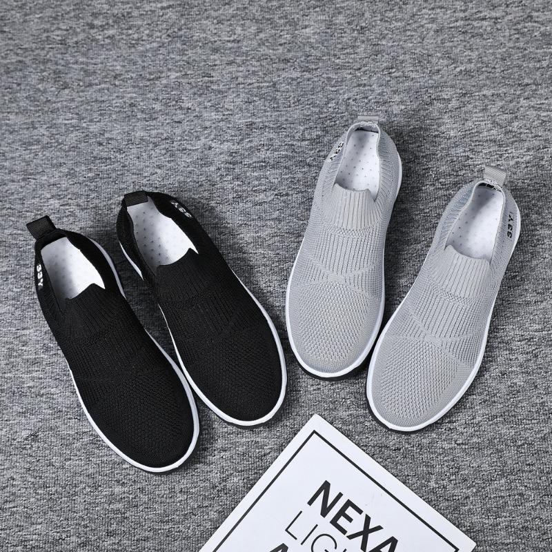 Fashion Men Breathable Mesh Shoes Fashion Outdoor Casual Shoes Light Walking Flats Vulcanized Shoes for Men Slip-On Loafers New Sneakers
