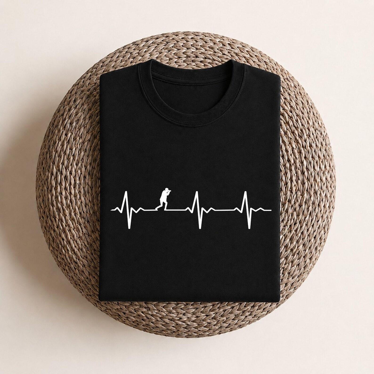 Photographer Heartbeat Gifts for Photographers T-Shirt Digital Camera - Premium T-Shirt 4XL