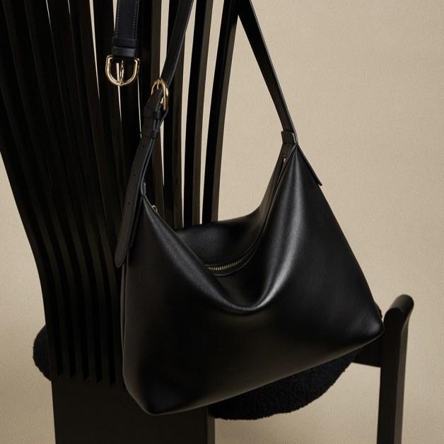 2025 Neue Nischen-Retro-Leder-Hobo-Unterarmtasche mit großer Kapazität, modische Umhängetasche mit einer Schulter, Pendler-Einkaufstasche