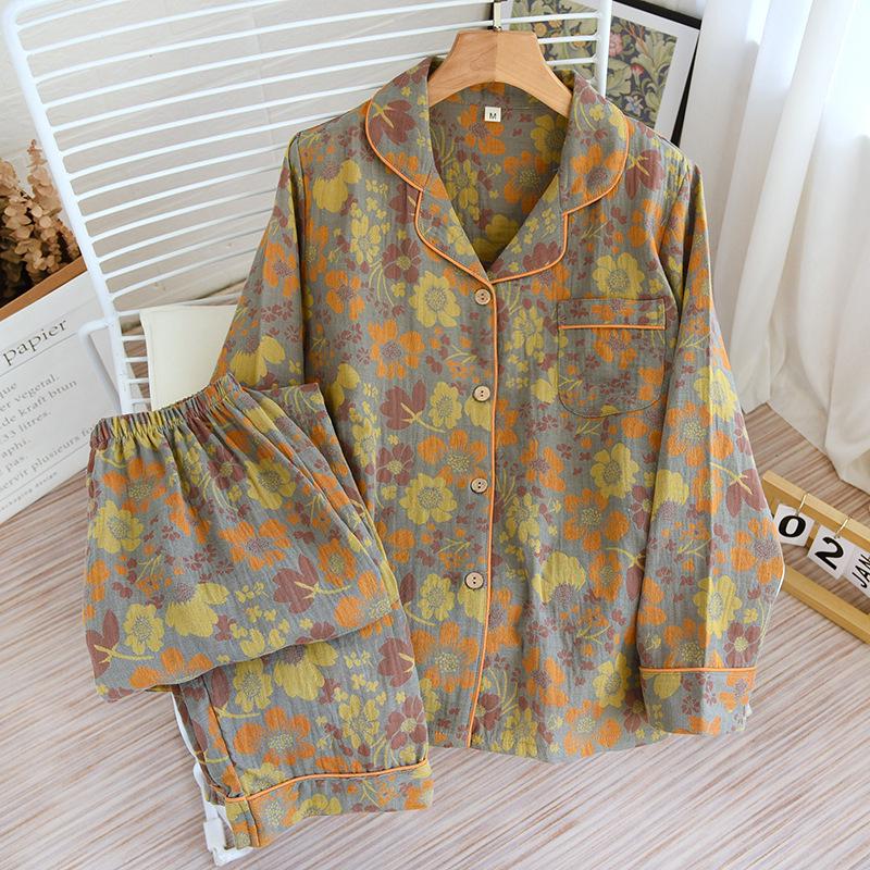 Floral Jacquard Cotton Cardigan & Loungewear Set for Middle-Aged Women