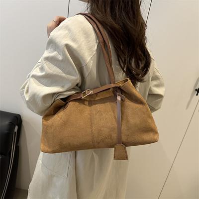 Herbst und Winter Retro große Kapazität Wildleder Tasche Damen 2025 Neu Lässig Pendler Schultertasche Tragbare Tote Bag